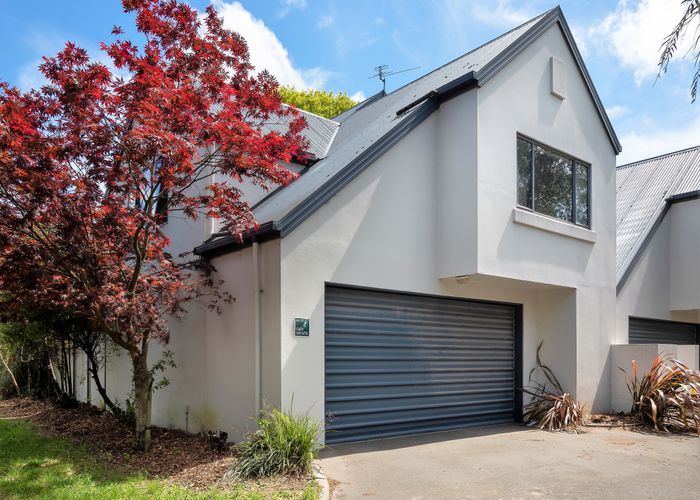  at 1/8 Mayfair Street, Riccarton, Christchurch