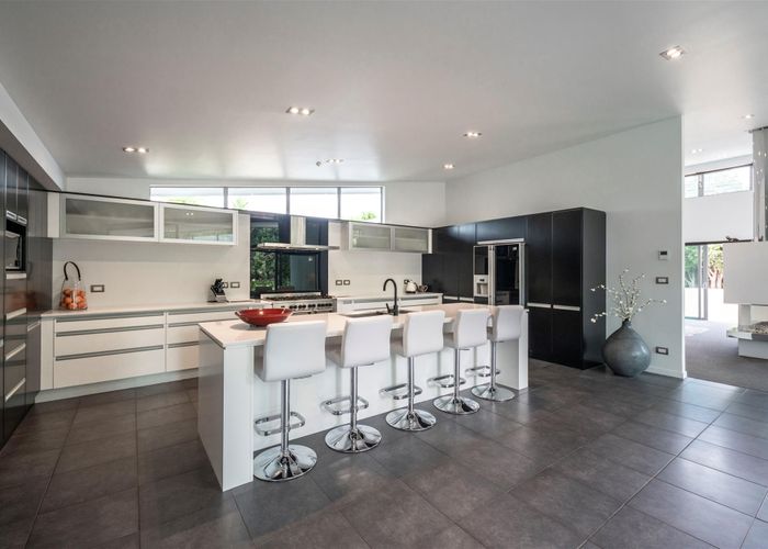  at 8 Sherwood Downs Drive, Horsham Downs