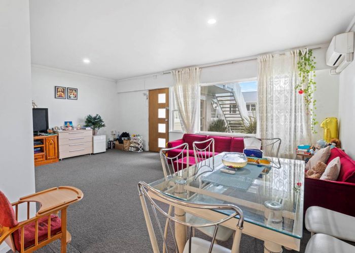  at 5/2A Ewenson Avenue, One Tree Hill, Auckland City, Auckland