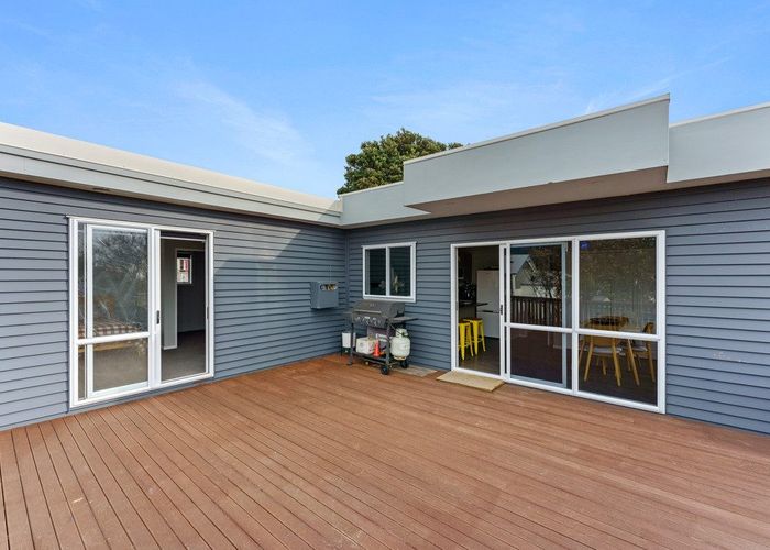  at 33 Margaret Road, Raumati Beach, Paraparaumu