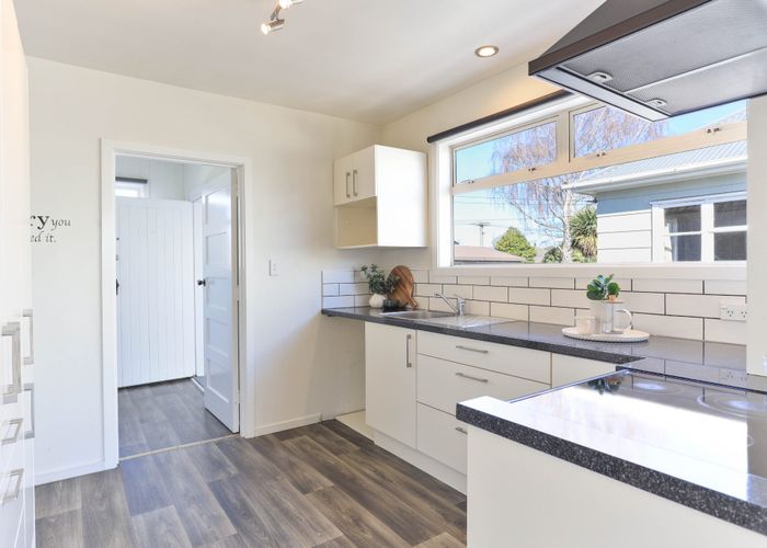  at 164 Aorangi Road, Bryndwr, Christchurch