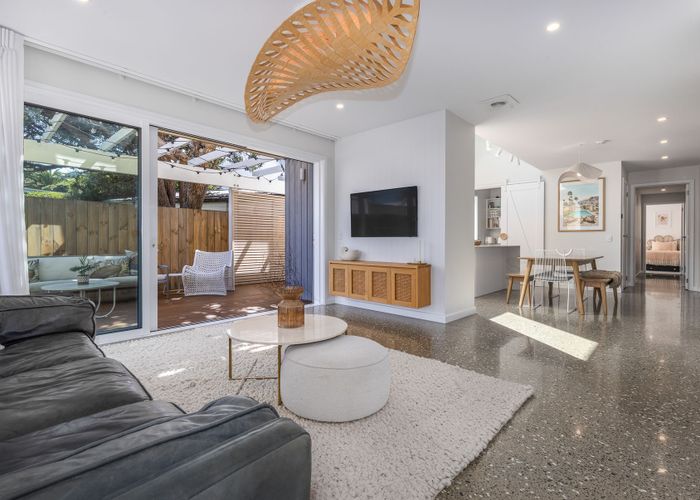  at 87 The Esplanade, Raumati South, Kapiti Coast, Wellington