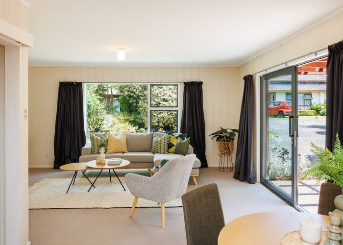  at 8C Ihaka Street, Hokowhitu, Palmerston North