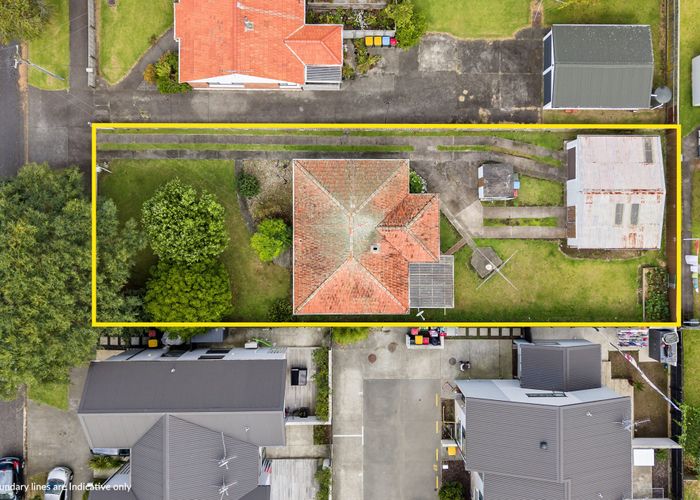  at 13 Tamatea Avenue, Point England, Auckland City, Auckland