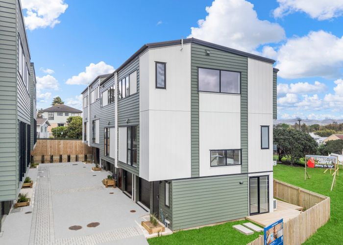  at Lot 1/125 Universal Drive, Henderson, Waitakere City, Auckland
