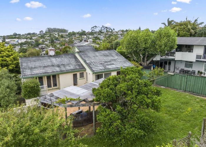  at 7 Amante Crescent, Mairangi Bay, Auckland