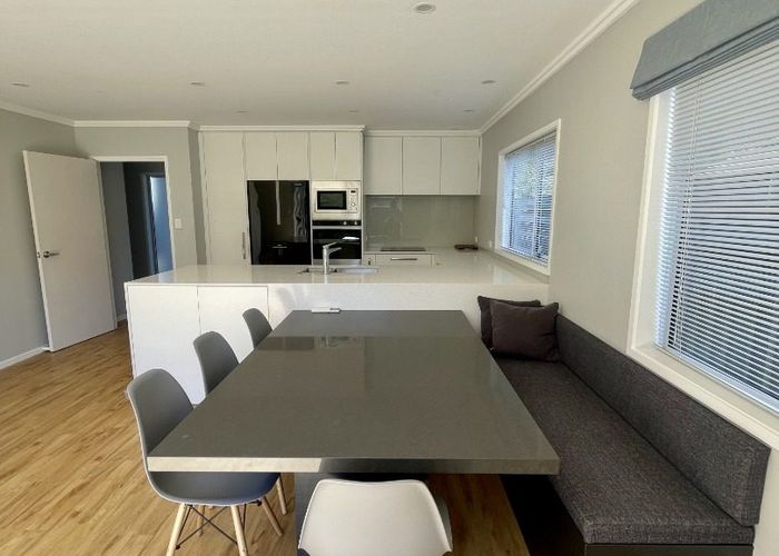  at 37 Somerby Mews, Silverstream, Upper Hutt
