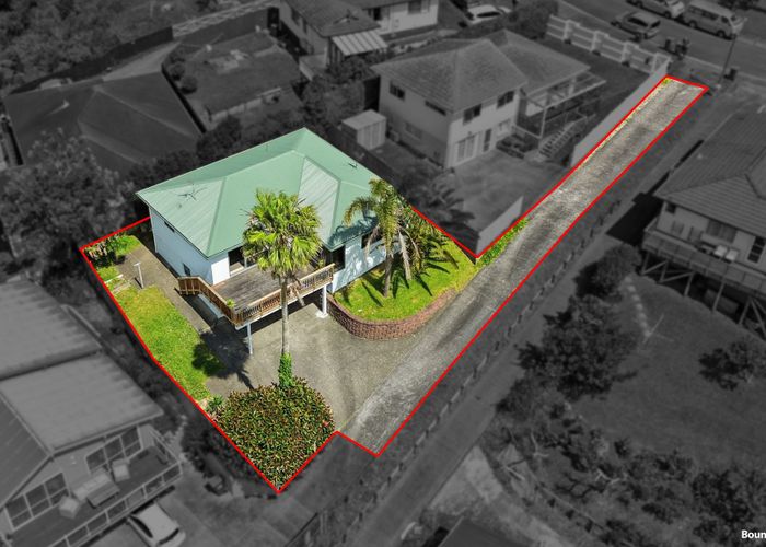  at 17A Cherry Tree Place, Massey, Waitakere City, Auckland