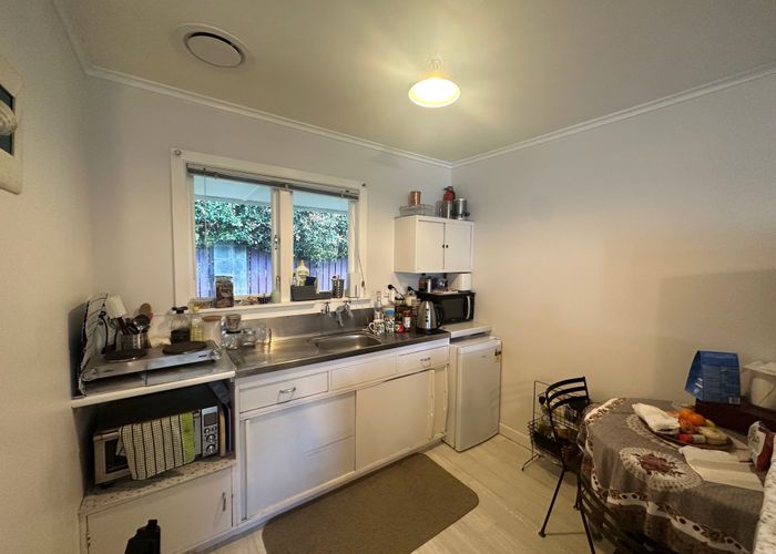  at 3/99 Mountain Rd, Epsom, Auckland City, Auckland