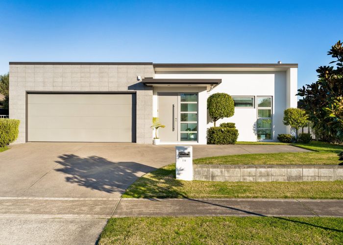  at 118 Oriental Parade, Papamoa Beach, Papamoa