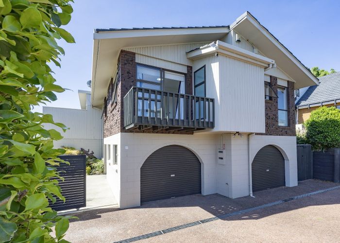  at 219 Royal Road, Massey, Waitakere City, Auckland