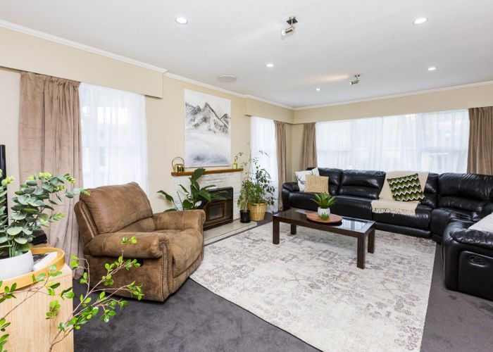  at 61 Oregon Drive, Maoribank, Upper Hutt