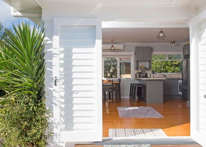  at 1/69 Andrew Road, Howick, Auckland