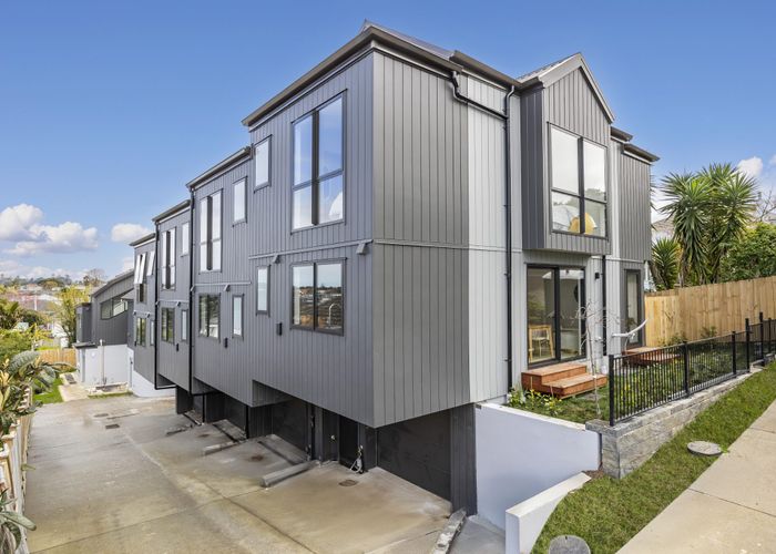  at 26 Huapai Street, One Tree Hill, Auckland City, Auckland