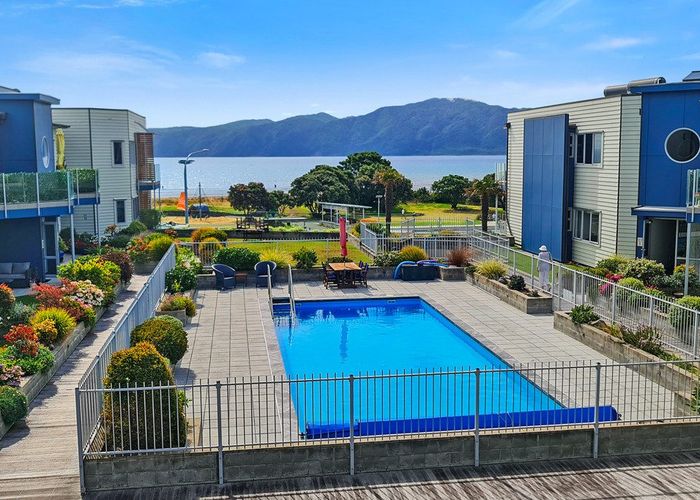  at 24/4 Seaview Road, Paraparaumu Beach, Kapiti Coast, Wellington