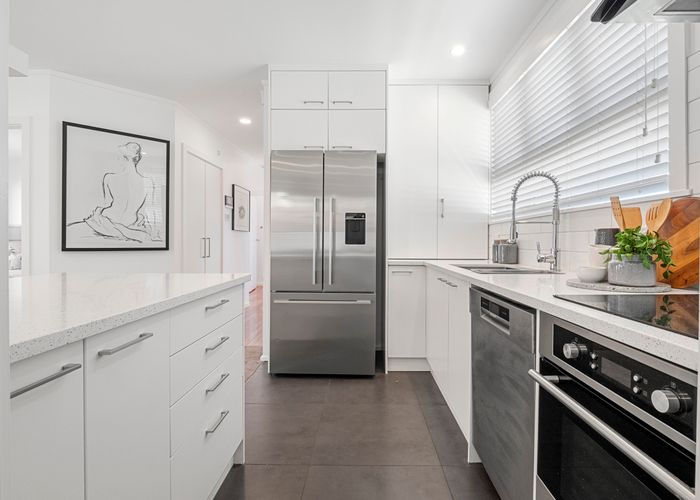  at 20 Manapau Street, Meadowbank, Auckland