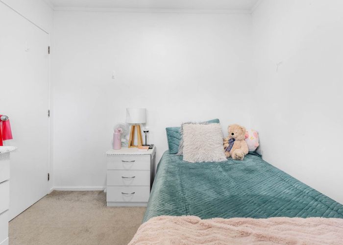  at 2/259 Shirley Road, Papatoetoe, Manukau City, Auckland