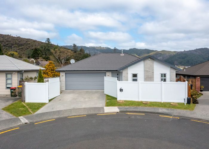  at 40 Speldhurst Grove, Stokes Valley, Lower Hutt