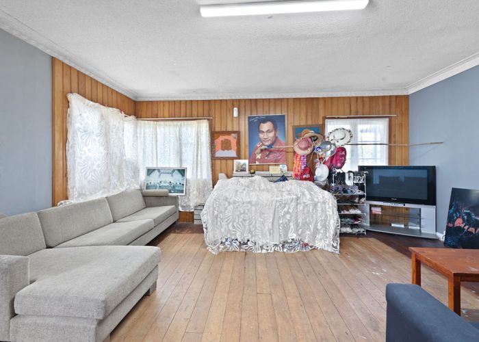  at 115 Puhinui Road, Papatoetoe, Manukau City, Auckland