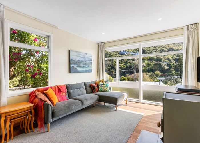  at 10 Bourbon Terrace, Karori, Wellington, Wellington
