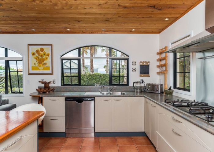  at 1 Bermuda Place, One Tree Point