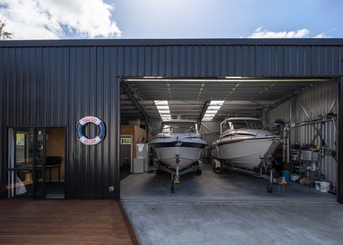  at 22 Beach Road, Waikawa, Picton