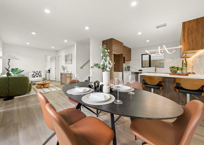  at 84 Botany Road, Botany Downs, Manukau City, Auckland