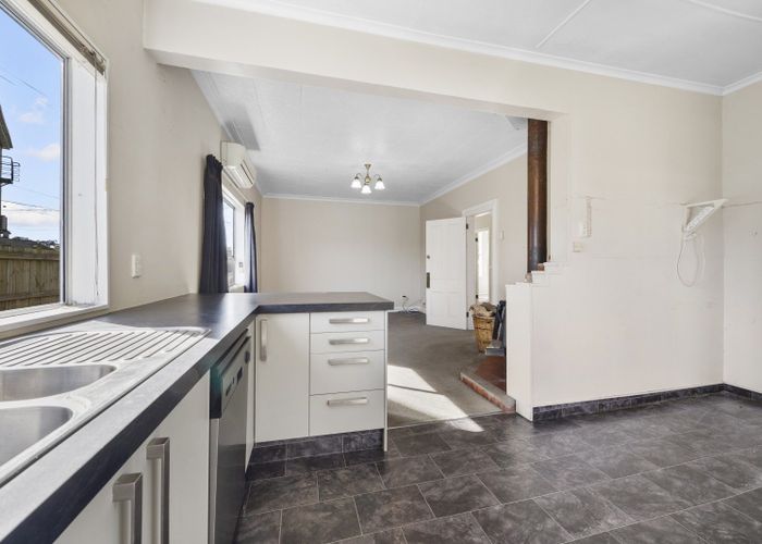  at 34 Queens Drive, Saint Kilda, Dunedin, Otago