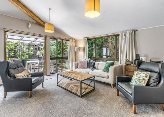  at 34 Apihai Street, Orakei, Auckland