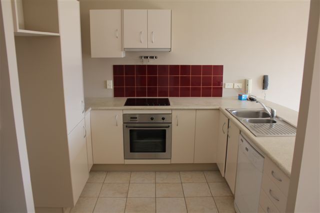  at 2/14 Ponderosa Drive, Browns Bay, North Shore City, Auckland