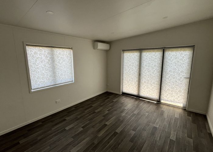  at Sunnynook, North Shore City, Auckland