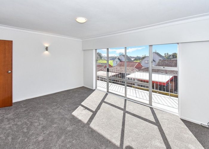  at 2/63 Mangere Road, Otahuhu, Auckland City, Auckland