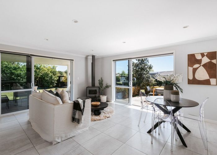  at 266 Lakes Boulevard, Pyes Pa, Tauranga, Bay Of Plenty