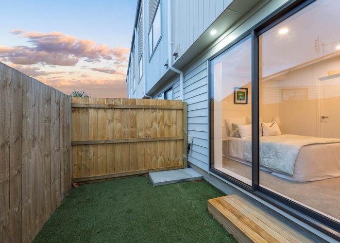  at Lot 4/11 Hereford Street, Te Atatu Peninsula, Waitakere City, Auckland