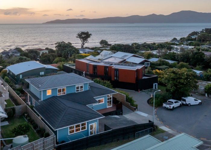  at 30 Newry Road, Raumati Beach, Paraparaumu