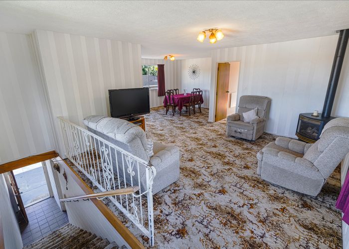  at 2/5 Salford Avenue, Redwood, Christchurch