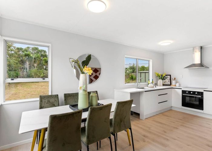  at 3 Imperial Place, Henderson, Waitakere City, Auckland