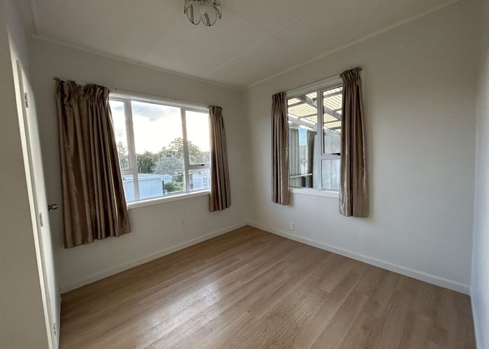  at 53 Routley Drive, Glen Eden, Auckland