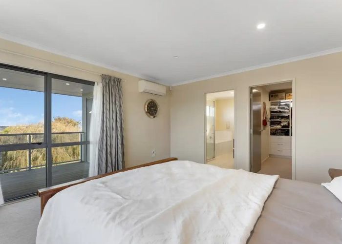  at 8 St Johns Heights, Otamatea, Whanganui, Manawatu / Whanganui