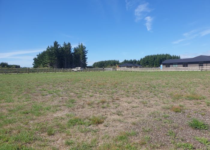 at 2 Roma Way, Waitarere Beach, Levin