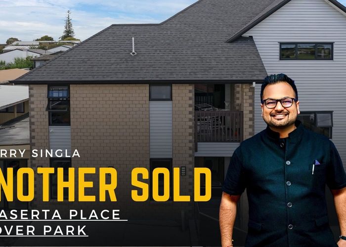  at 6A Caserta Place, Clover Park, Auckland