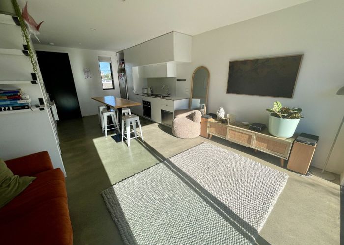  at 437C Jackson Street, Petone, Lower Hutt, Wellington