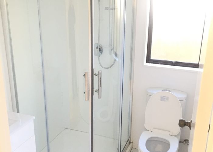  at 3/11 Oregon Avenue, Avondale, Auckland