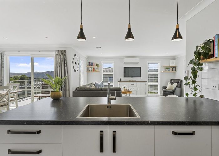  at 156 Endeavour Drive, Whitby, Porirua