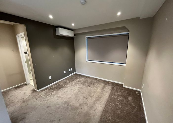  at 71 Edgewater Drive, Pakuranga, Manukau City, Auckland