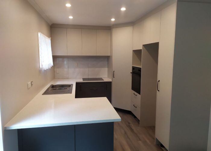  at 9 Ryehill Close, New Lynn, Waitakere City, Auckland