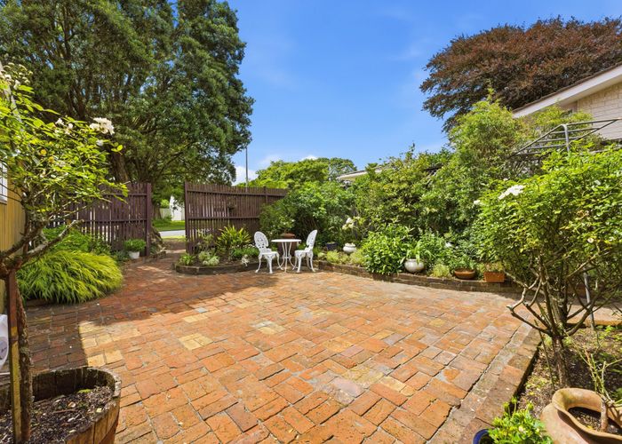  at 5 Magnolia Drive, Westown, New Plymouth, Taranaki