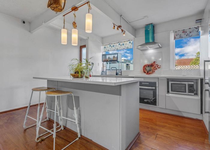  at 3/11 Overton Road, Papatoetoe, Auckland