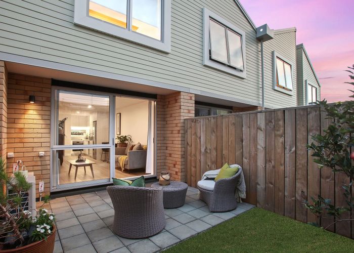  at 19 Helen Jenepher Lane, Mount Wellington, Auckland City, Auckland