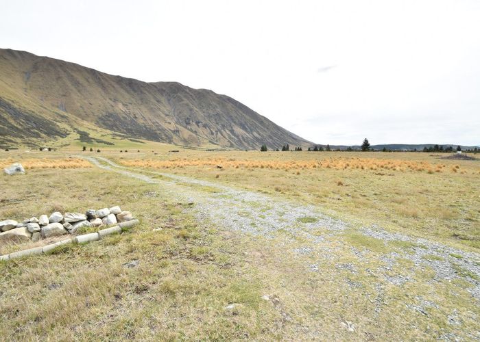  at 875 Manuka Terrace, Ben Ohau, Twizel